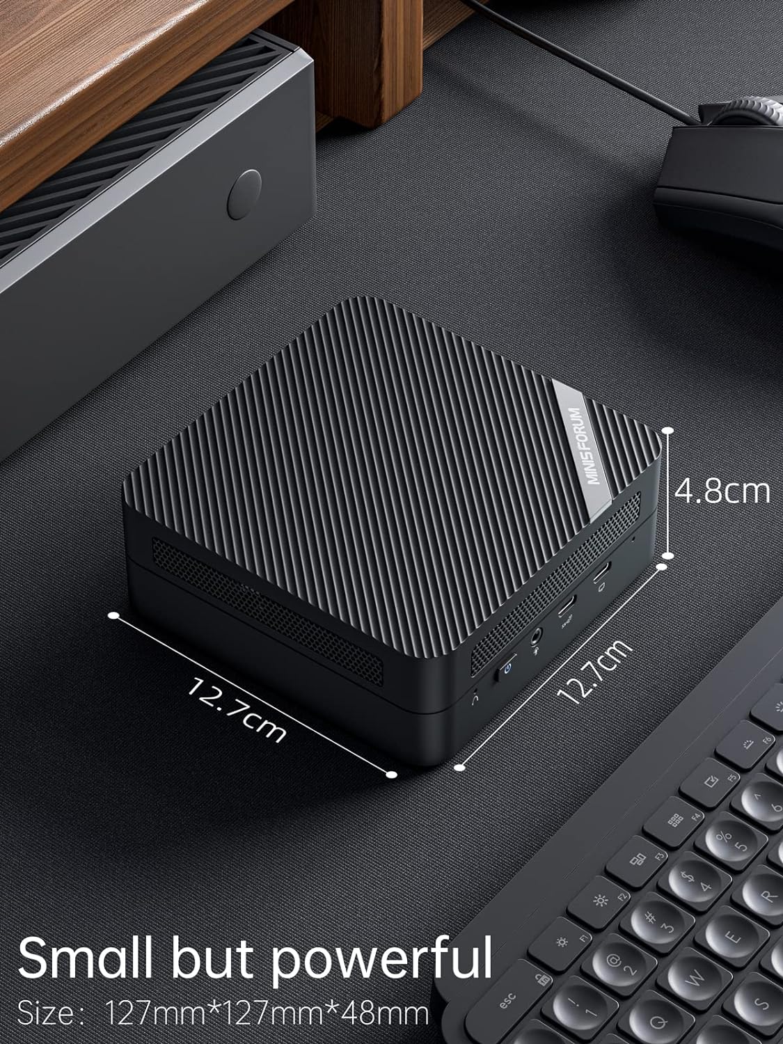 MINISFORUM Mini PC UM780 XTX AMD Ryzen 7 7840HS,8C/16T, 32GB DDR5 512GB PCIe SSD 4.0 Mini Desktop PC,2 x RJ45 2.5 G,HDMI2.1/DP/2xUSB4,1xOP,4XUSB Port,WIFI6E  BT5,Stylish Small PC