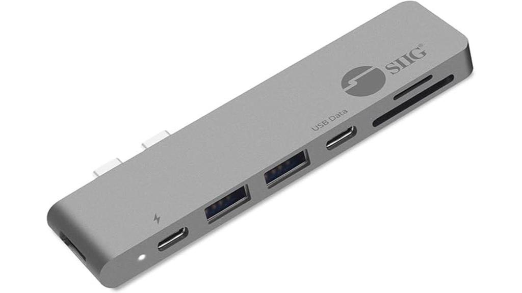 compact thunderbolt 3 hub